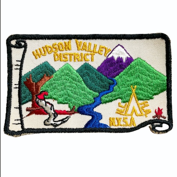 Vintage Accessories - Vintage Hudson Valley NYSA New York hiking patch